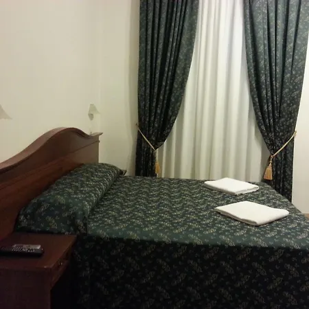 Hotel Alex Ii *
